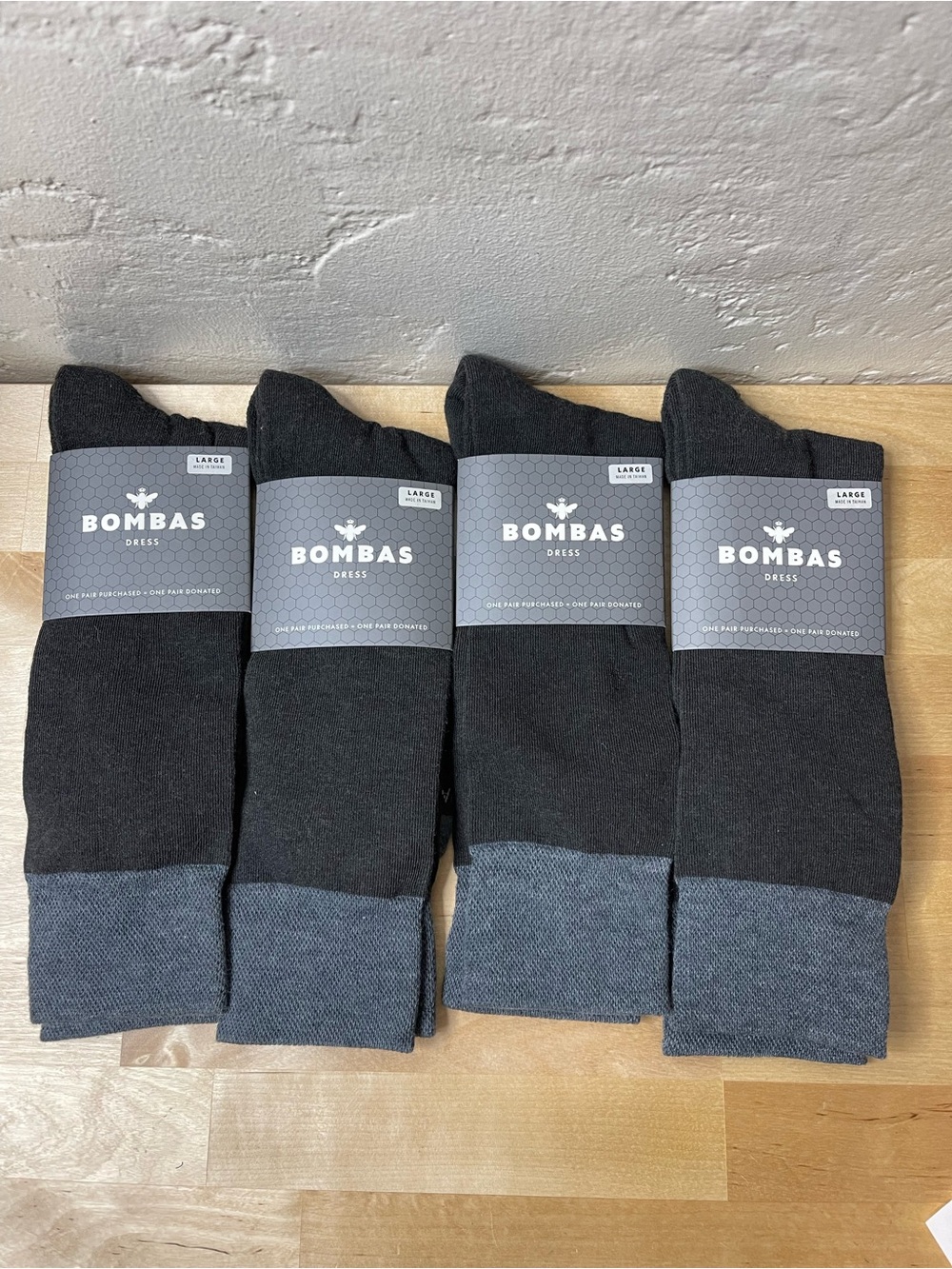 BOMBAS 4 PACK MENS Dress  SOCKS Size Large